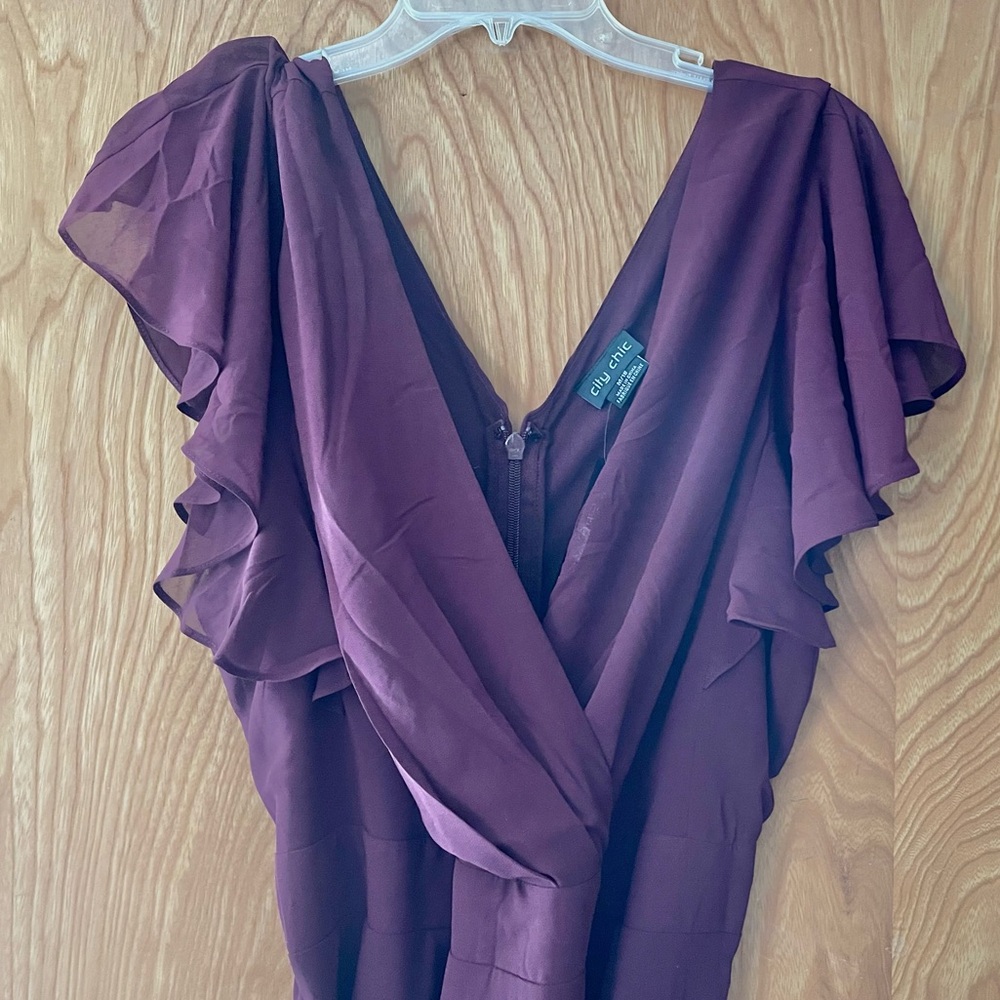 NWT City Chic maxi flirty tier dress in Garnet, size 18 - Picture 3 of 11